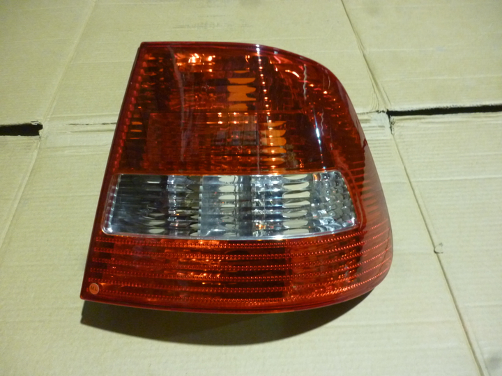 Faro trasero der - Imagen principal