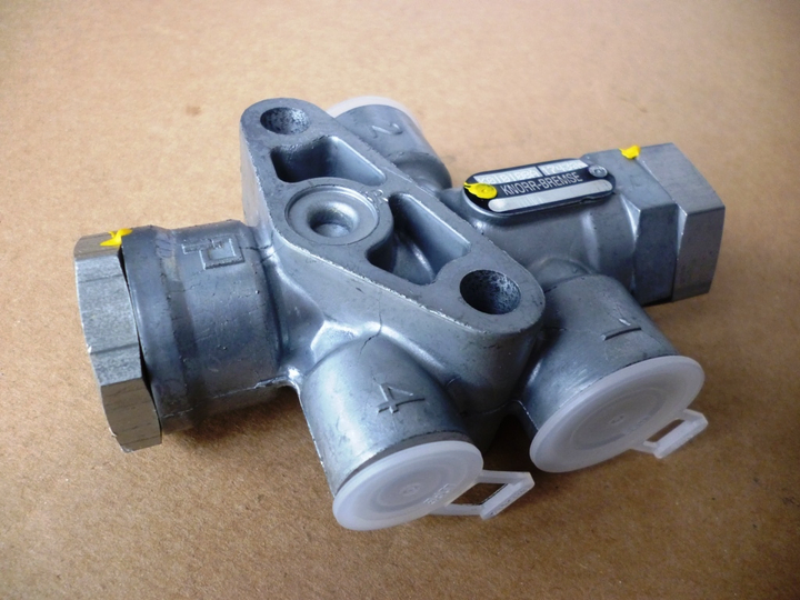 Valvula bloqueo 3er eje camion - Imagen principal