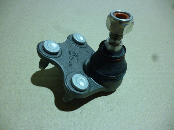 Rotula suspension del izq - Imagen principal