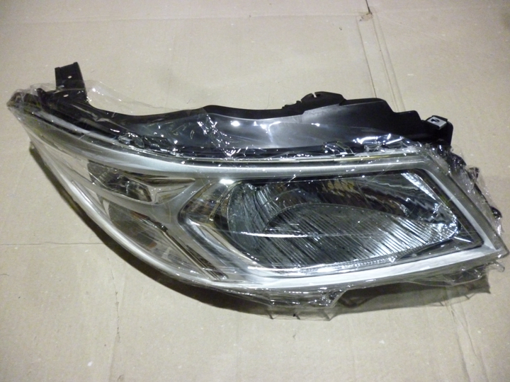 Semioptica con mascara cromada der - Imagen principal