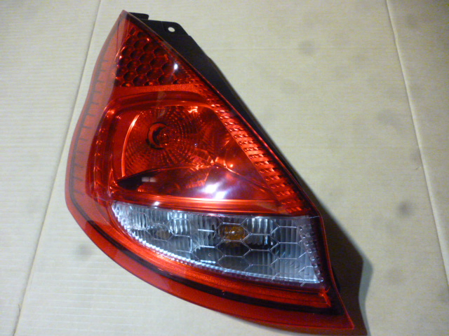 Faro trasero bicolor izq - Imagen principal