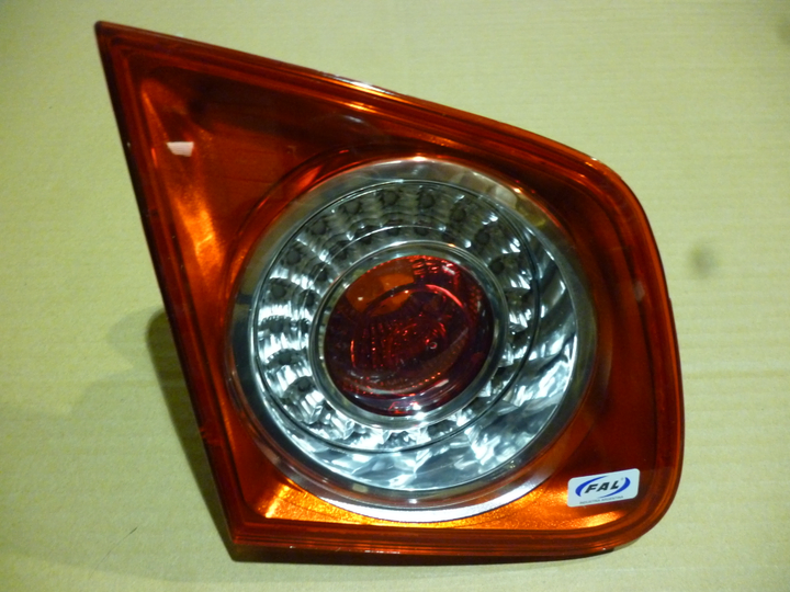 Faro trasero bicolor interior izq - Imagen principal