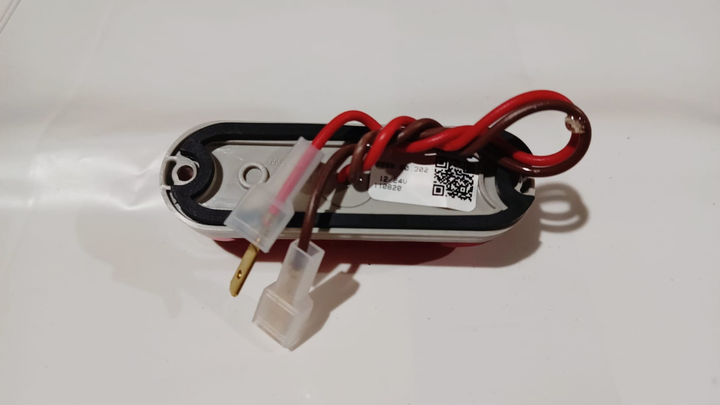 Faro delimitador rojo bivolt led i/d - Vista 2