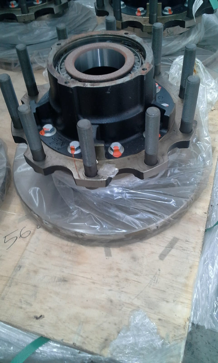 Maza rueda susp.neumatica c/2 rulemanes-esparr.y disco p/f.disco - Imagen principal