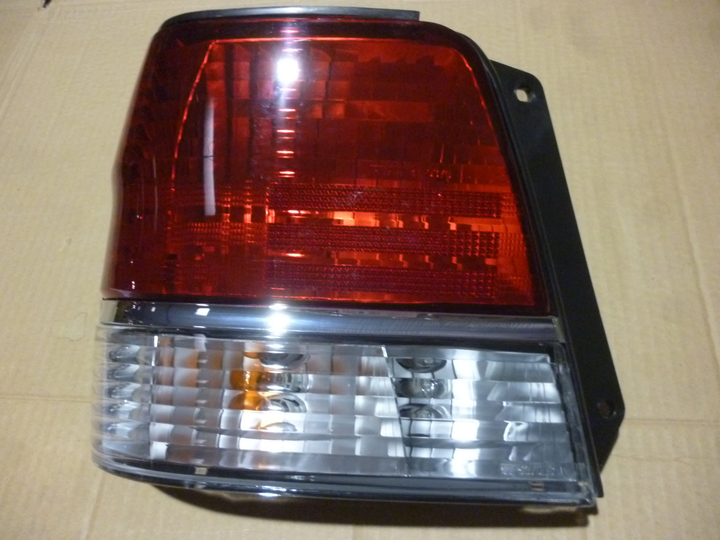 Faro trasero izq - Imagen principal