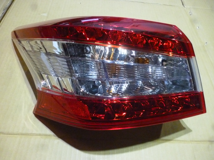 Faro trasero led izq - Imagen principal