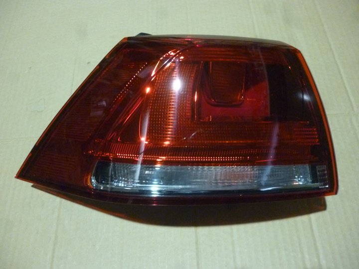 Faro trasero izq - Imagen principal