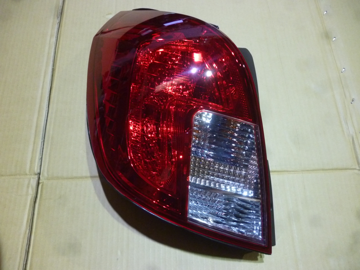 Faro trasero rojo/cristal izq - Imagen principal