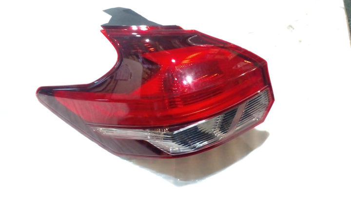 Faro trasero izq - Imagen principal