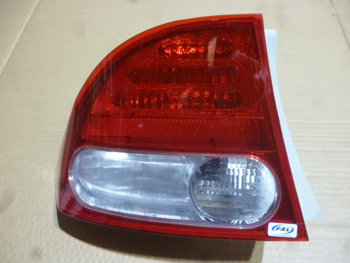 Faro trasero bicolor exterior izq - Imagen principal