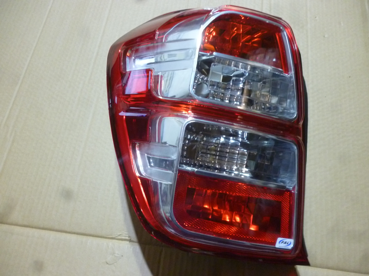 Faro trasero bicolor izq - Imagen principal