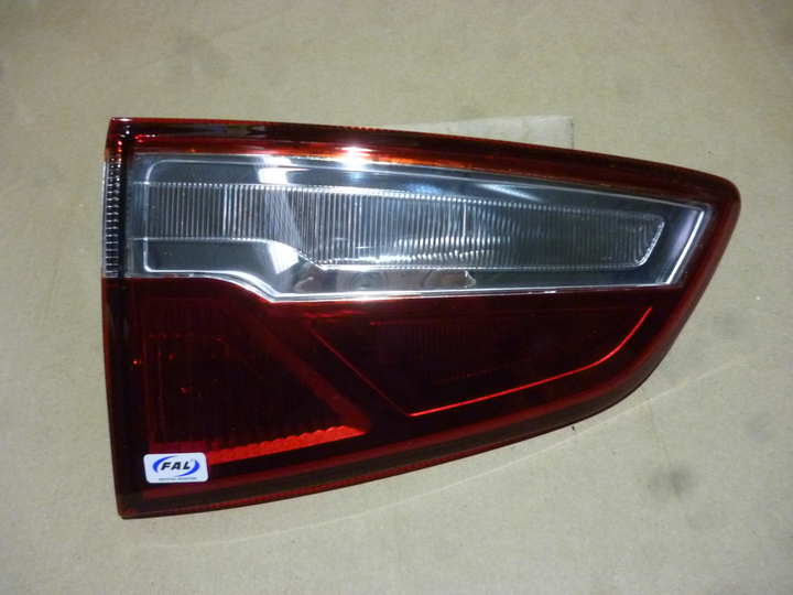 Faro trasaero bicolor interior izq - Imagen principal