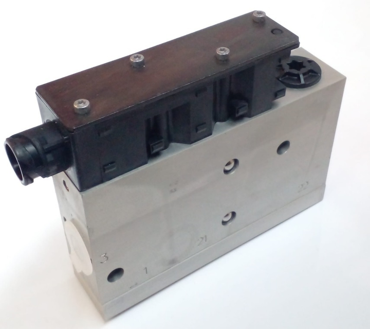 Modulo electronico control suspension neumatica - Imagen principal