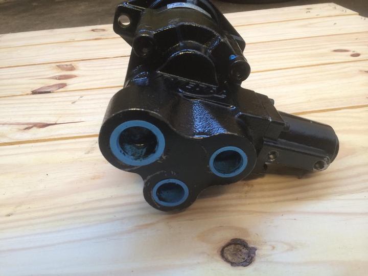 Bomba hidraulica p/ volcadora 7 y 10 m3 int. maldonado - Vista 2