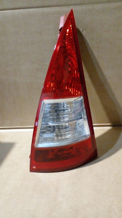 Faro trasero bicolor izq - Imagen principal