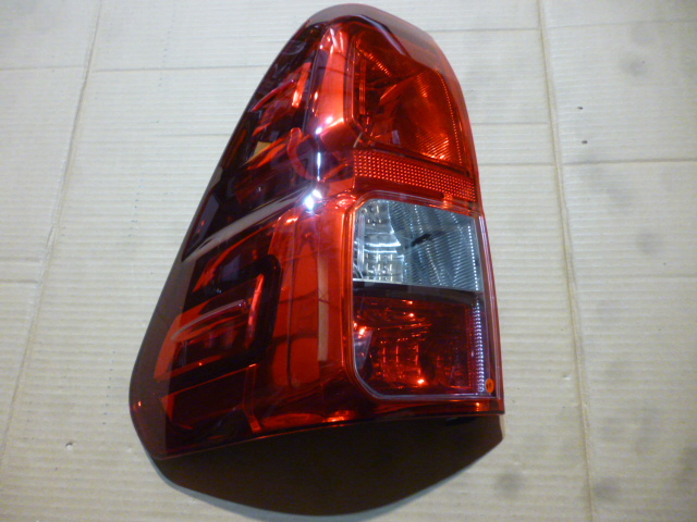 Faro tras bic c/luz niebla izq - Imagen principal