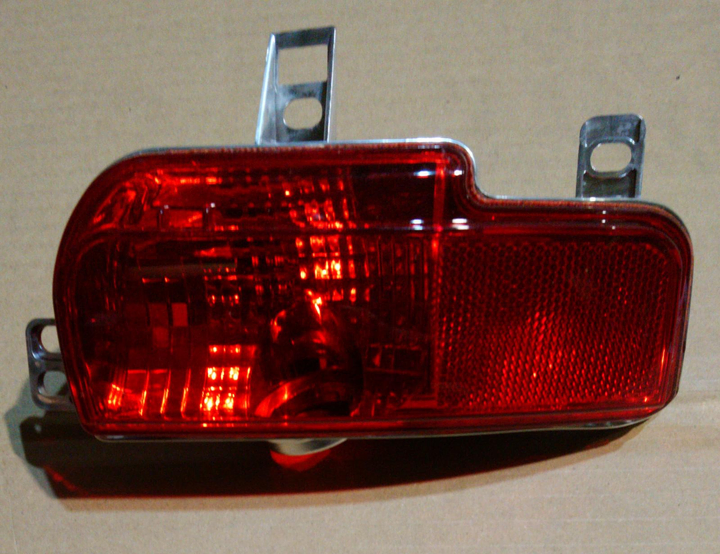 Faro trasero 4 puertas antiniebla izq - Imagen principal