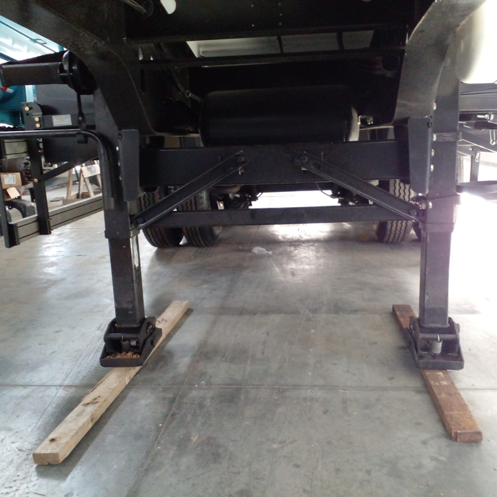 Kit de patas para equipo con suspension neumatica. - Imagen principal