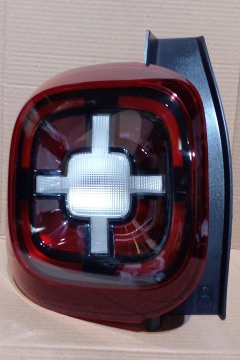 Faro trasero bicolor led izq - Imagen principal