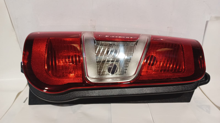 Faro trasero izq - Imagen principal