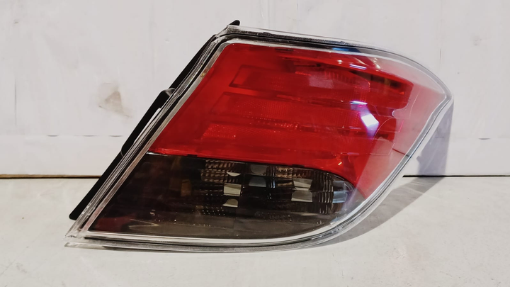 Faro trasero bicolor rojo/fume der - Imagen principal