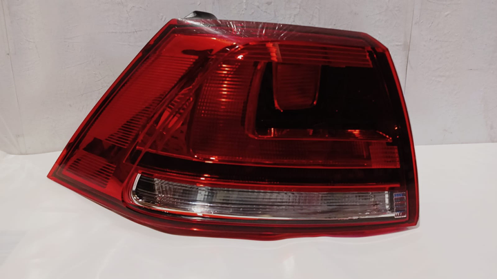 Faro trasero izq - Imagen principal