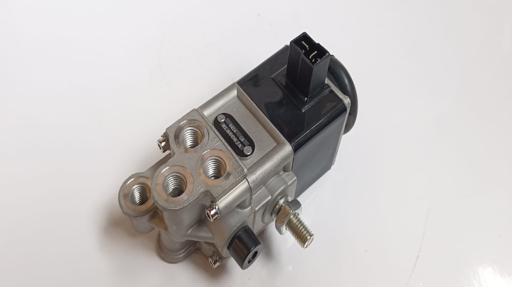 Valvula solenoide 24 volts - Vista 2