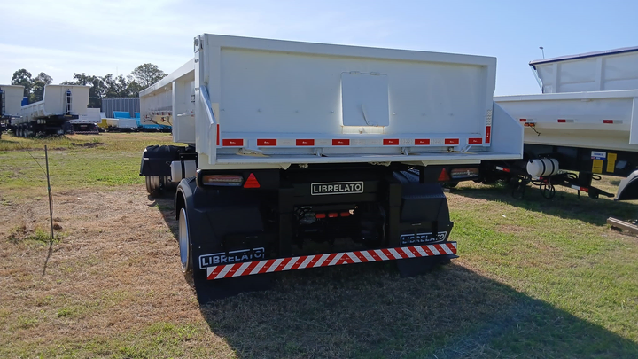 Remolque volcadora baranda fija 10m3 2e susp.neum ebs-balanza - Vista 2