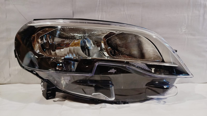 Semioptica elect. con motor der - Imagen principal