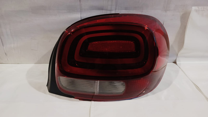 Faro trasero der - Imagen principal