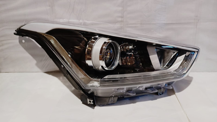 Semioptica manual negra c/lupa der - Imagen principal