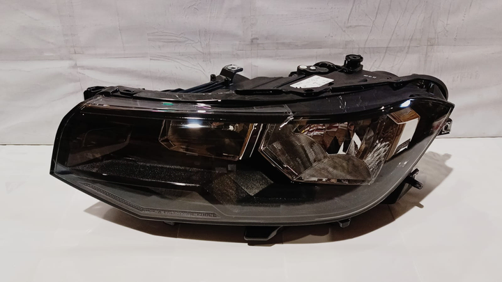 Semioptica izq - Imagen principal