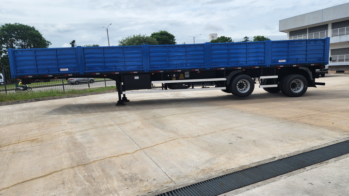 Semi con barandas 13500mm 8 pinos 1+1e neu ebs-balanza - Imagen principal