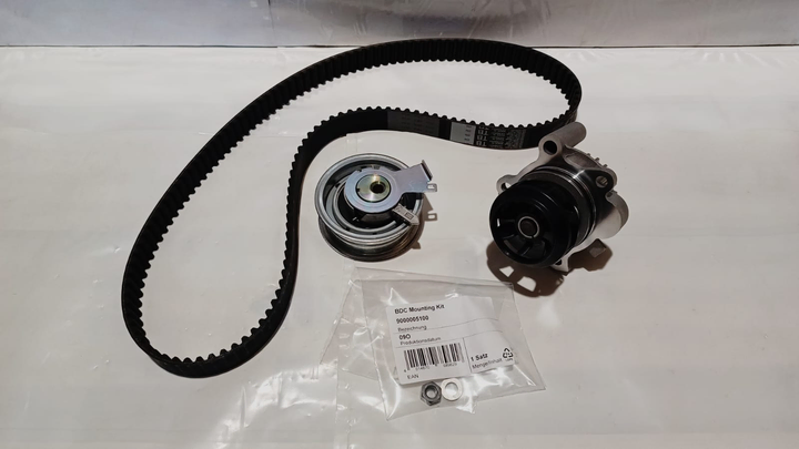 Kit distribucion motor (polea+bomba+correa) - Imagen principal