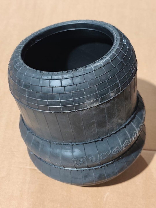 Vejiga susp.(goma) 1r5p-370-275 con base d/t - Imagen principal