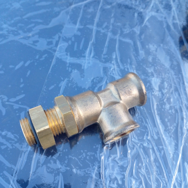 Conexion tee fxf fxm  m16 x 1, 5 instal sensor de presion - Imagen principal